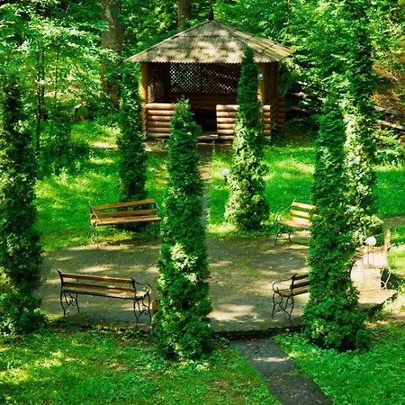 Легенда Карпат Hotel *