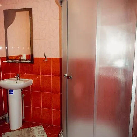 Легенда Карпат Hotel