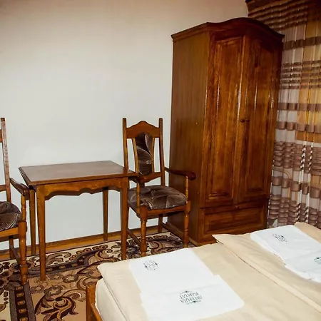 Hotel Легенда Карпат
